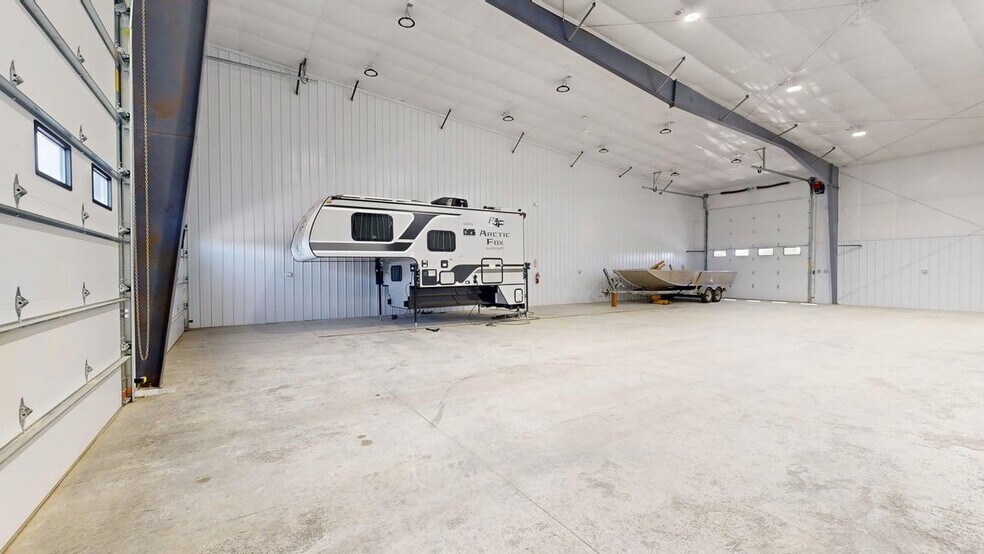 More Photos Of 3734 Crescent Lake Rd, Billings Warehouse For Sale