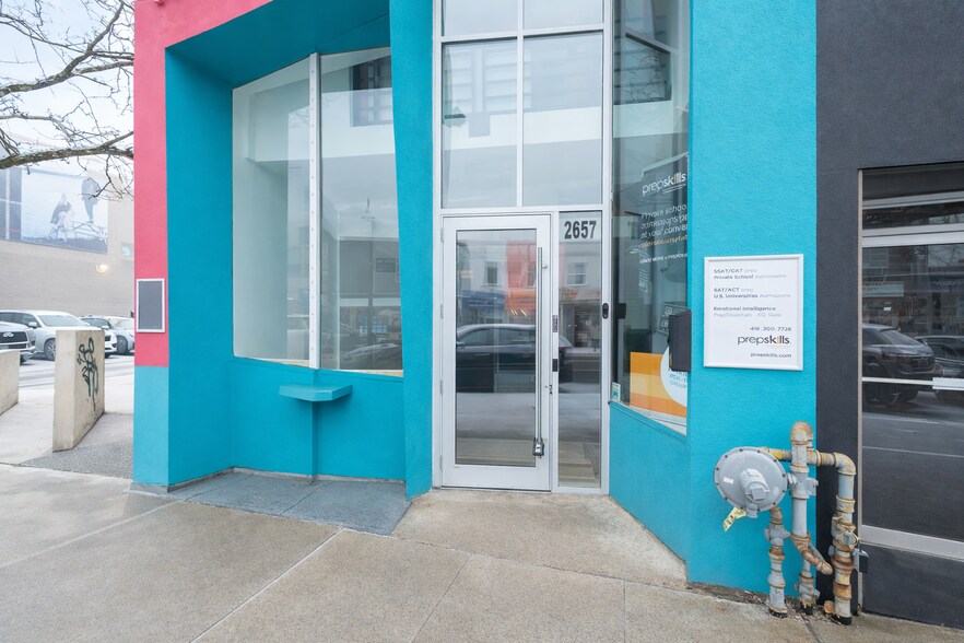 More Photos Of 2657 Yonge St, Toronto Storefront Retail Office For Lease