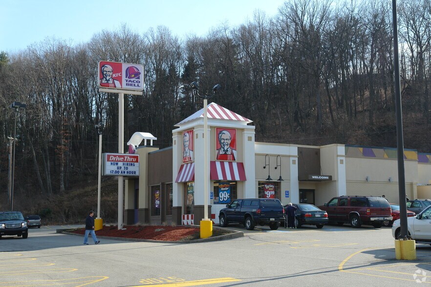 More Photos Of 9805 McKnight Rd, Pittsburgh Unknown For Lease