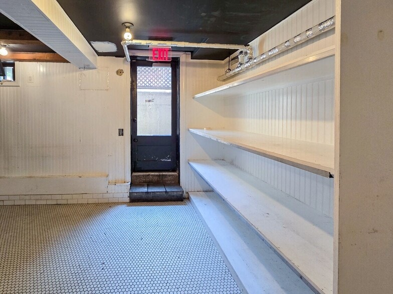 More Photos Of 781 Franklin Ave, Brooklyn Storefront Retail Residential For Lease