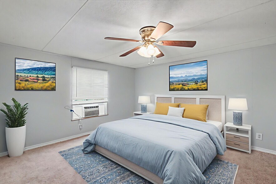 More Photos Of 919 Austin St, Kingsland Flex For Sale