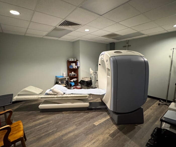 More Photos Of 641 Saint Andrews Blvd, Charleston Medical For Sale