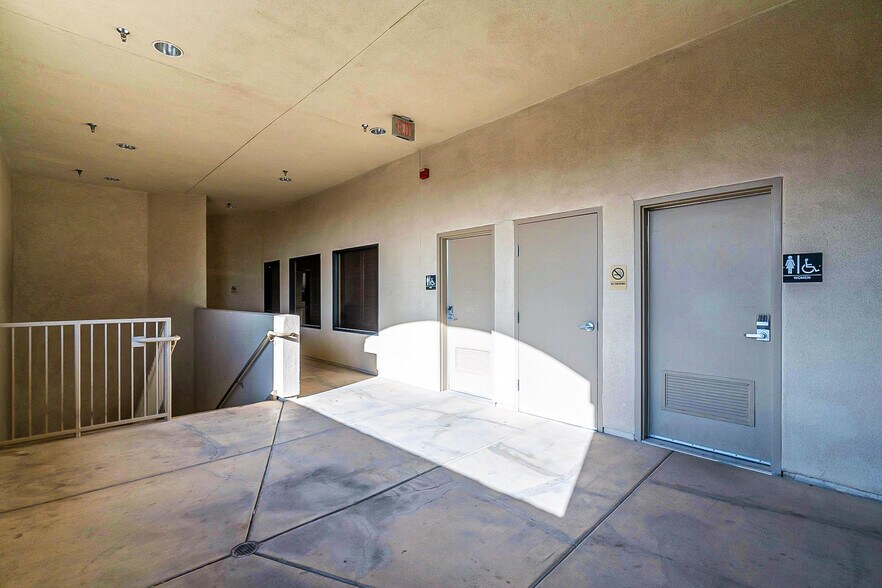 More Photos Of 7175 N Durango Dr, Las Vegas Medical For Lease