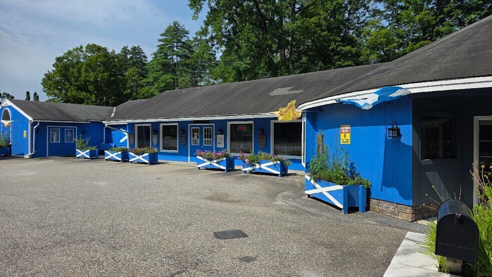 More Photos Of 5187 Vt Route 7A, Arlington General Retail For Sale