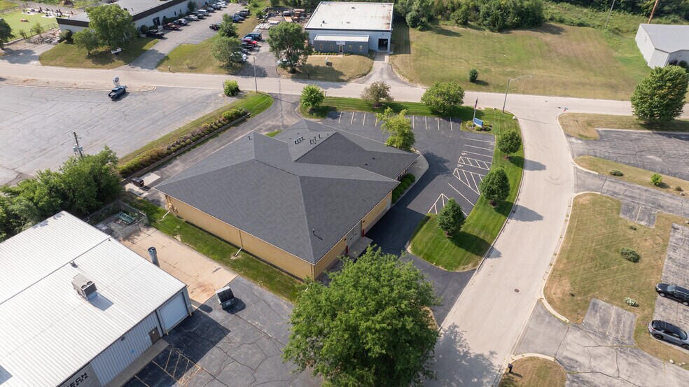 More Photos Of 5112 Forest Hills Ct, Loves Park Industrial For Sale
