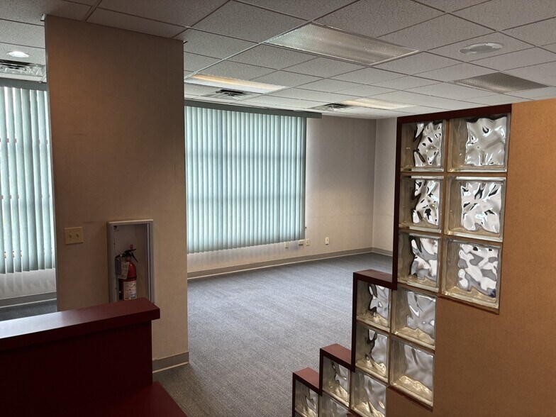 More Photos Of 3121 Clinton St, West Seneca Medical For Lease