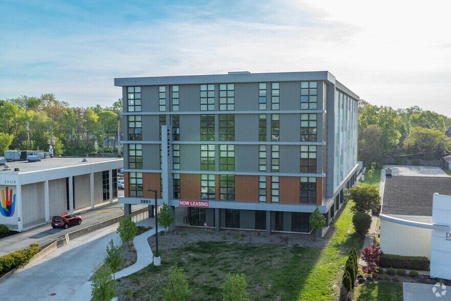 More Photos Of 3901 N Meridian St, Indianapolis Apartments For Lease