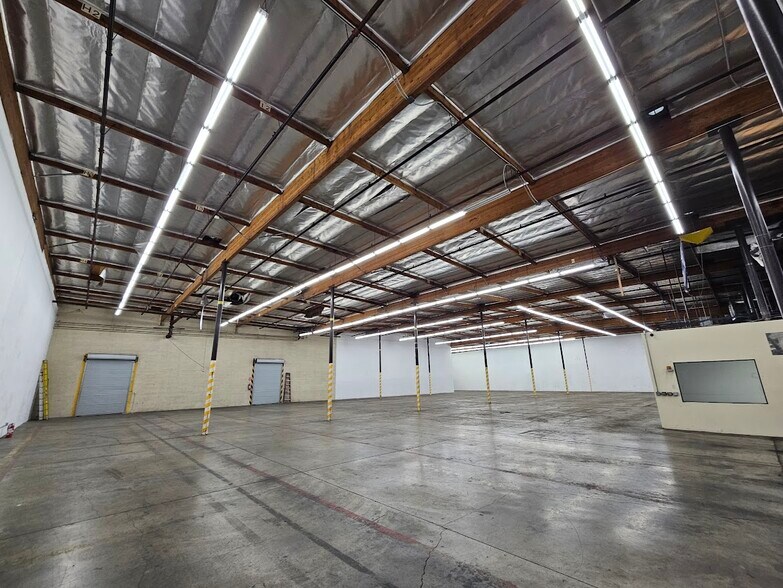 More Photos Of 4121 S Alameda St, Los Angeles Warehouse For Lease