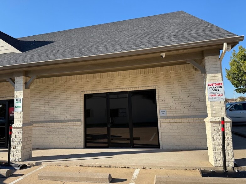 More Photos Of 2300 Matlock Rd, Mansfield Freestanding For Lease