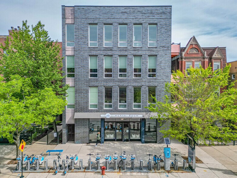 Primary Photo Of 2028 W Division St, Chicago Storefront Retail Residential For Lease