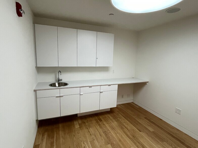 More Photos Of 1650 Jackson St, San Francisco Apartments For Sale