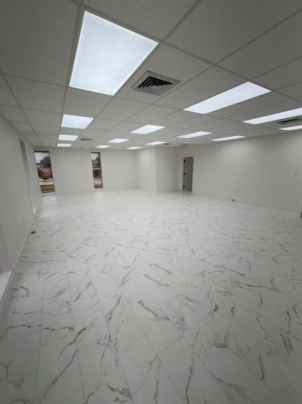 Primary Photo Of 4049 I 49 S Service Rd, Opelousas Office For Lease