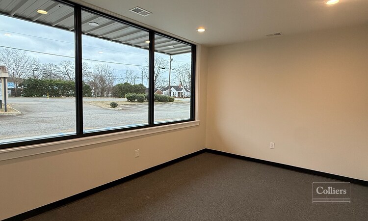 More Photos Of 203 Rutherford Rd, Greenville Office For Lease