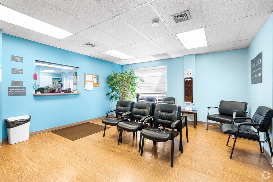 More Photos Of 2900 Main St, Stratford Medical For Sale