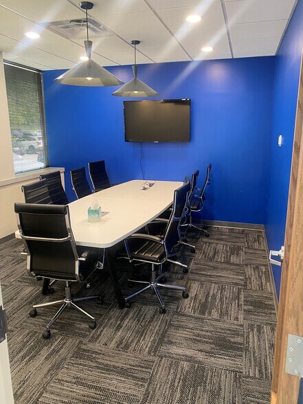 More Photos Of 5330 College Blvd, Overland Park Medical For Sale