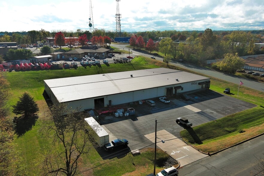 Primary Photo Of 919 Eldridge Dr, Hagerstown Manufacturing For Sale