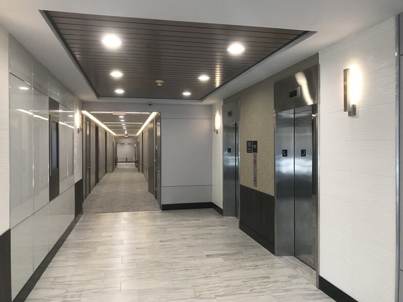 More Photos Of 8120 Woodmont Ave, Bethesda Office For Lease