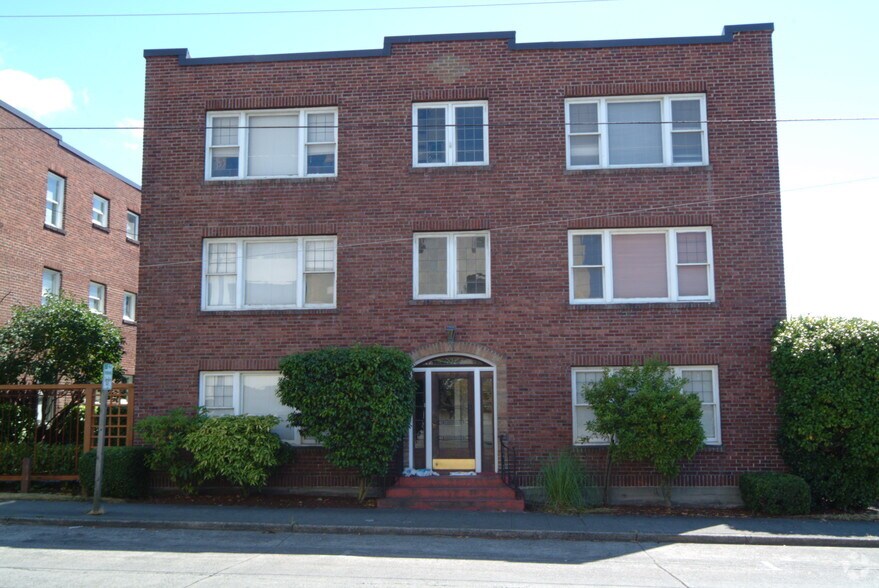 More Photos Of 4319 SW Oregon St, Seattle Apartments For Sale