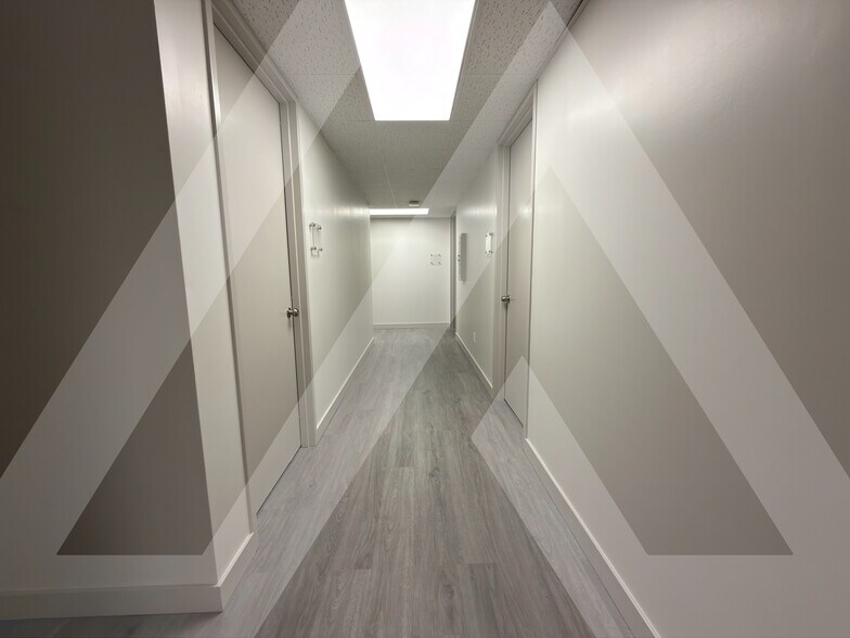 More Photos Of 10122 Long Point Rd, Houston Medical For Lease