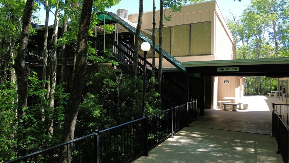 More Photos Of 2301 Park Ave, Orange Park Medical For Lease