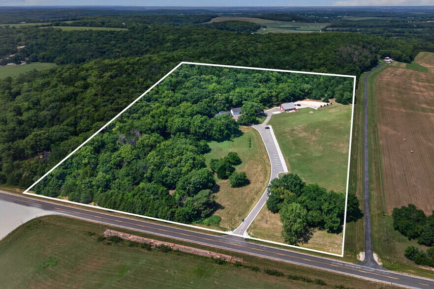 Primary Photo Of 1558 N 600 Rd, Baldwin City Specialty For Sale