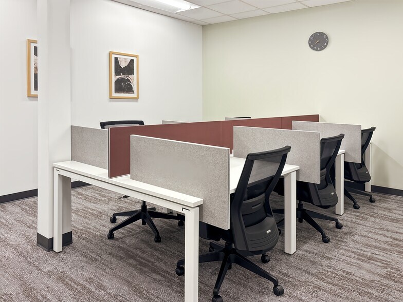 More Photos Of 26795-26851 S Bay Dr, Bonita Springs Coworking Space