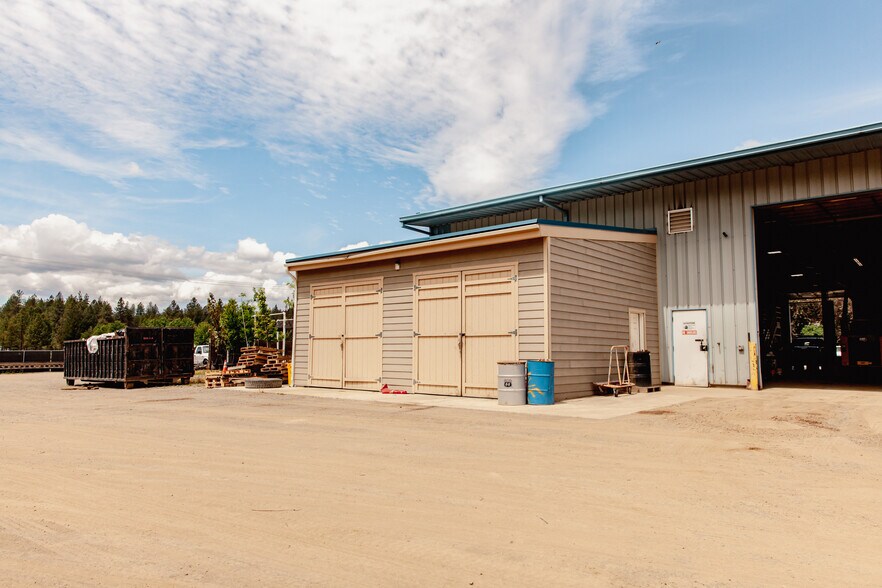 More Photos Of 3448 N Huetter Rd, Post Falls Office For Sale