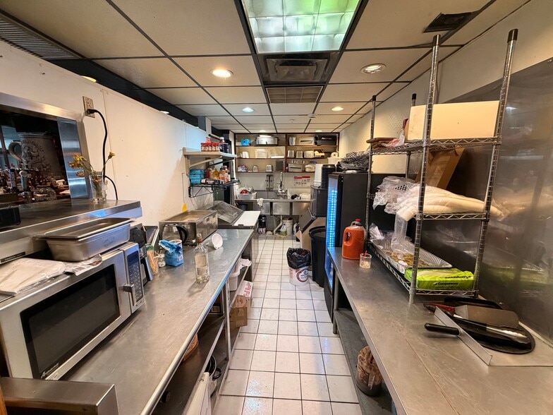 More Photos Of 100 N 12th St, Lincoln Office Residential For Sale