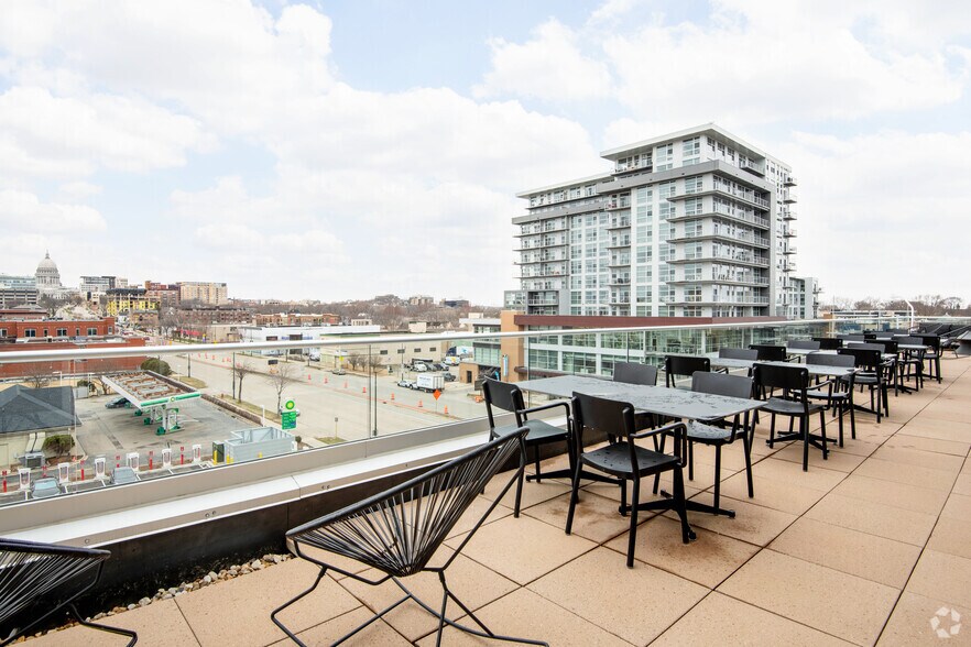 More Photos Of 811 E Washington Ave, Madison Coworking Space