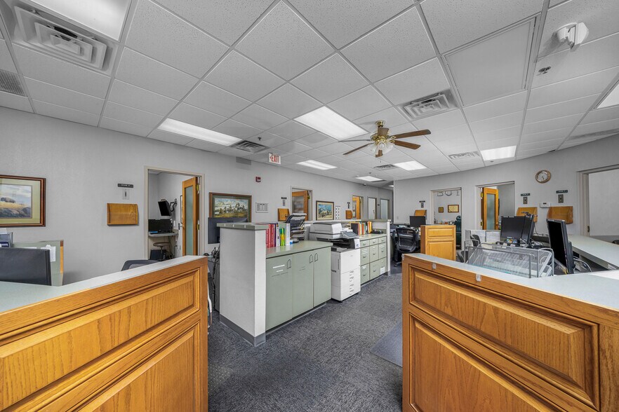 More Photos Of 4920 SW Lee Blvd, Lawton Medical For Lease