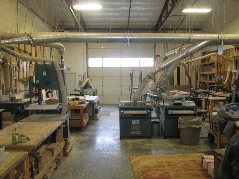 More Photos Of 2693 Delta Ring Rd, Ferndale Warehouse For Lease