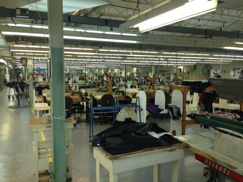 More Photos Of 2580 Highway 46, Heflin Warehouse For Lease