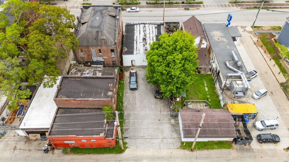 More Photos Of 1012 Virginia Ave, Indianapolis Storefront For Sale
