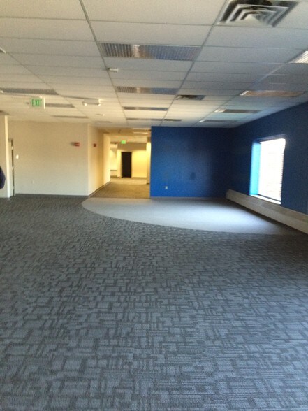 More Photos Of 31100 Plymouth Rd, Livonia Medical For Sale