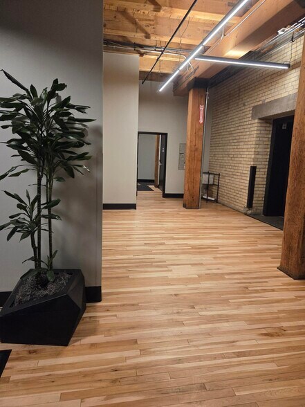 More Photos Of 530 N 3rd St, Minneapolis Loft Creative Space For Lease