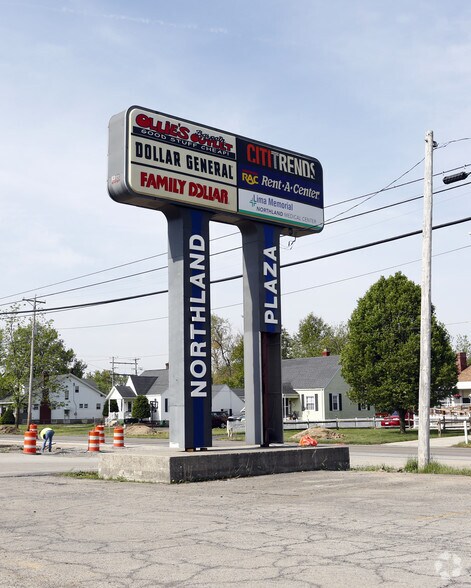 More Photos Of 120-260 W Northern Ave, Lima Unknown For Lease