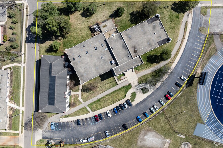 More Photos Of 115 West St, Battle Creek Apartments For Sale