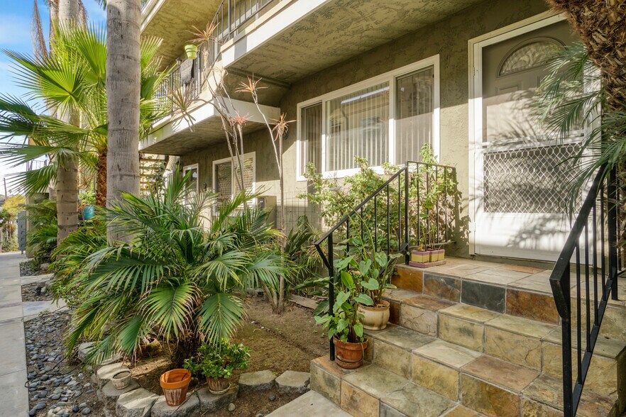 More Photos Of 221 Sheldon St, El Segundo Apartments For Sale