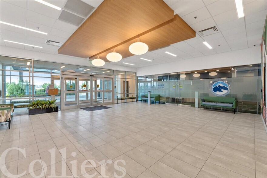 More Photos Of 875 S Vanguard Way, Meridian Medical For Lease