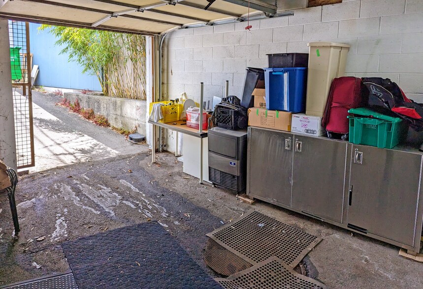 More Photos Of 1114 Pender St E, Vancouver Food Processing For Sale