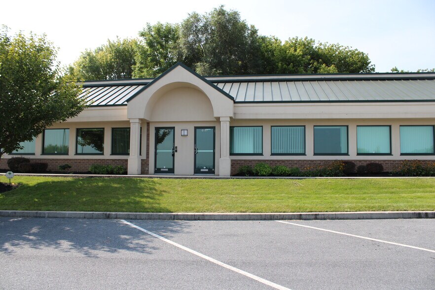 More Photos Of 479 Port View Dr, Harrisburg Medical For Lease