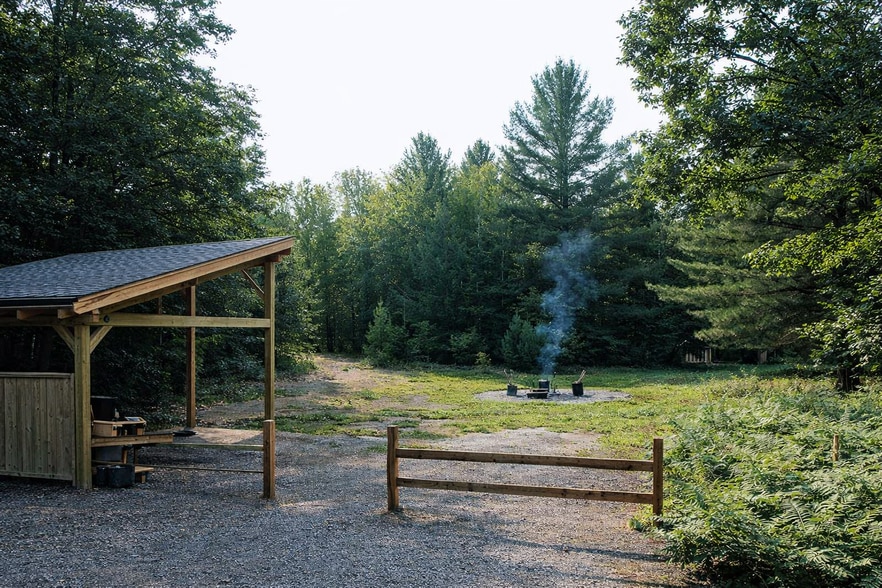 More Photos Of 9239 E 8 Mile Rd, Luther Hotel For Sale