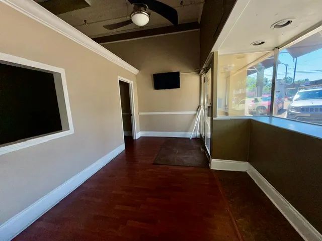 More Photos Of 219-225 State St, Mccomb Storefront For Sale