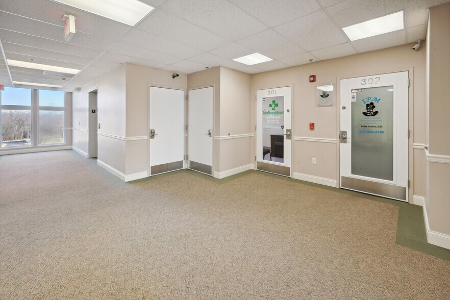 More Photos Of 1374 Whitehorse Hamilton Square Rd, Hamilton Medical For Sale