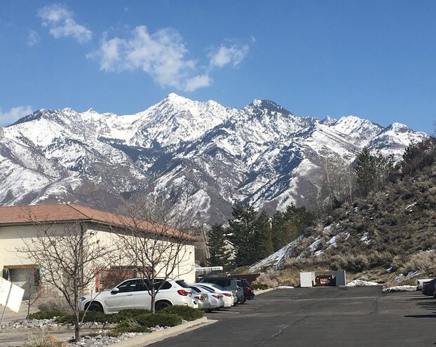 More Photos Of 8789 S Highland Dr, Sandy Medical For Sale