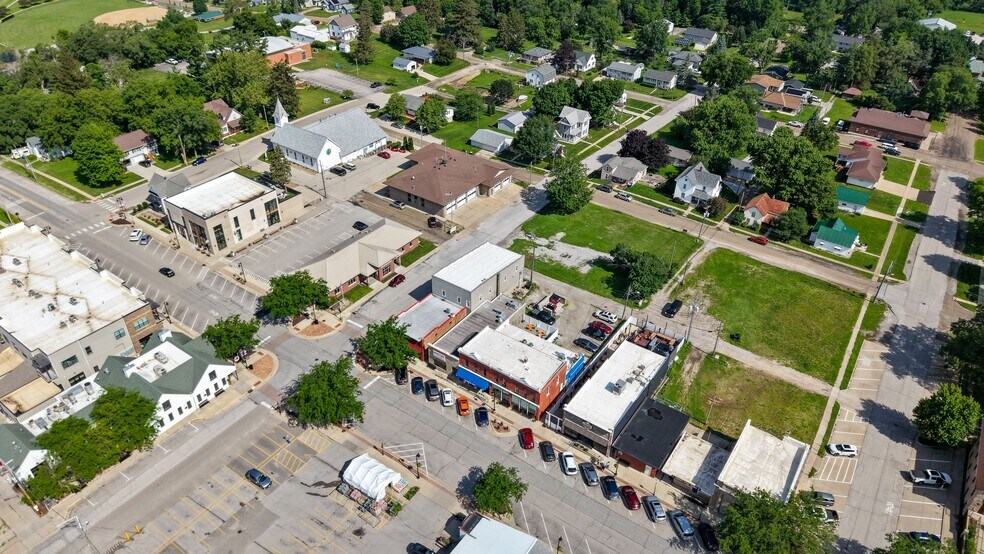 More Photos Of 112 N Iowa St, Solon Storefront Retail Residential For Sale