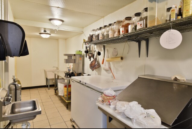 More Photos Of 118 E Main St, Dwight General Retail For Sale