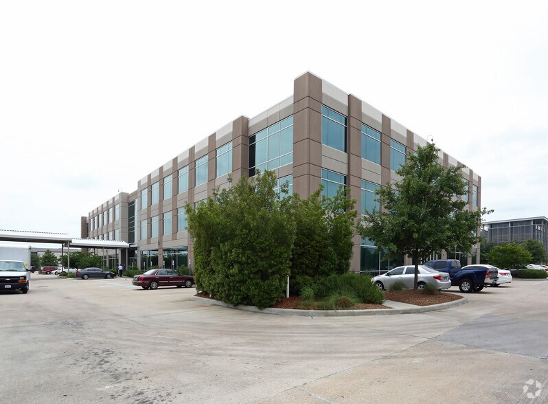 More Photos Of 11025 Equity Dr, Houston Office For Lease