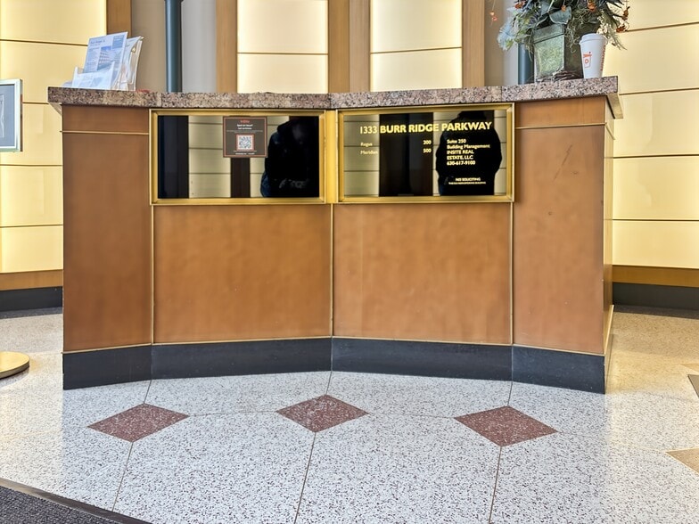 More Photos Of 1333 Burr Ridge Pky, Burr Ridge Coworking Space