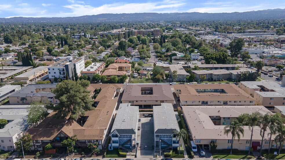 More Photos Of 18356 Napa St, Northridge Apartments For Sale